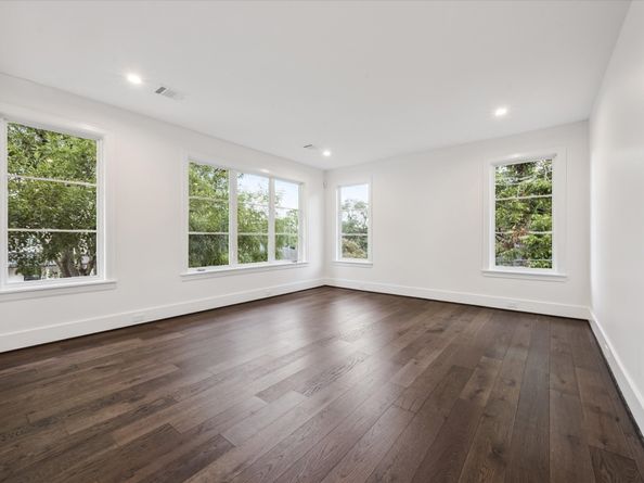 3011 Deal Street, Houston TX 77025