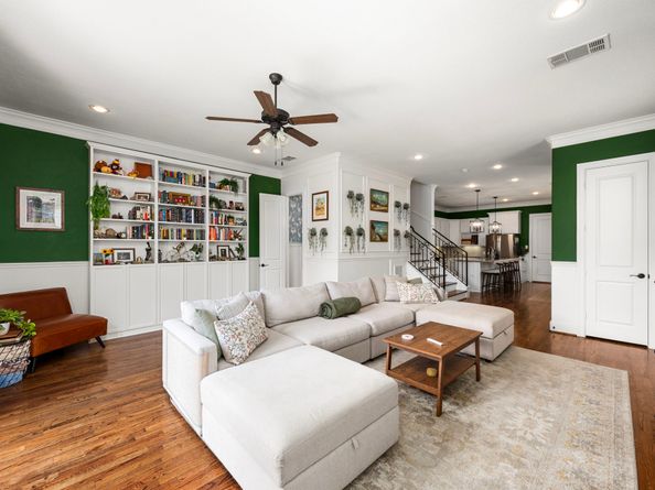 5907 Kiam Street B, Houston TX 77007