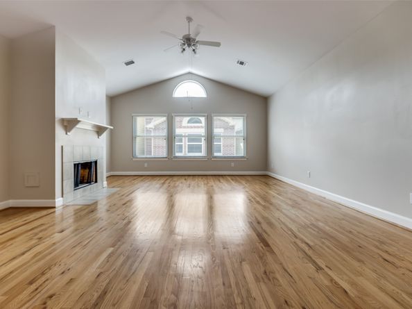 8775 Bryam, Houston TX 77061