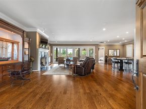 1123 Du Barry Lane, Houston TX 77018