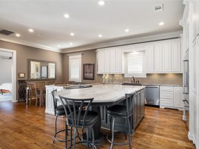 1123 Du Barry Lane, Houston TX 77018
