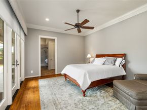 1123 Du Barry Lane, Houston TX 77018