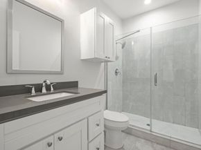 206 Burr Street A, Houston TX 77011