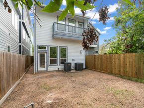 206 Burr Street A, Houston TX 77011