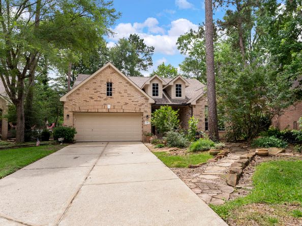 74 Shannon Green Court, The Woodlands TX 77384