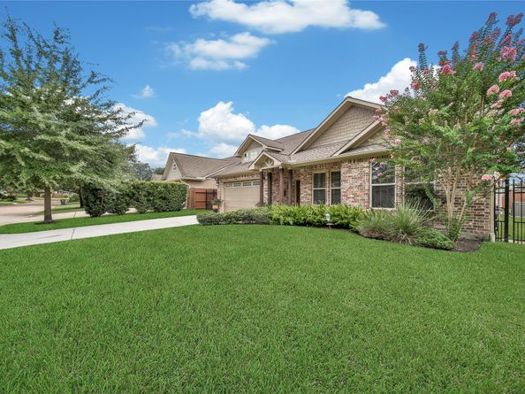 1727 Haverhill Drive, Houston TX 77008