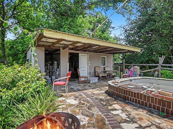 6009 Crane Street, Houston TX 77026