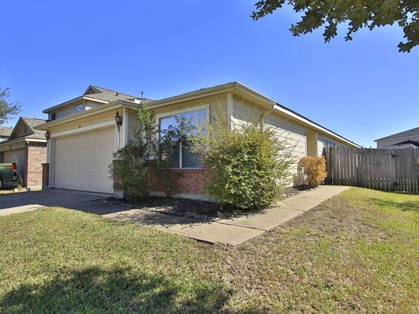 718 Sun Lodge Drive, Houston TX 77073