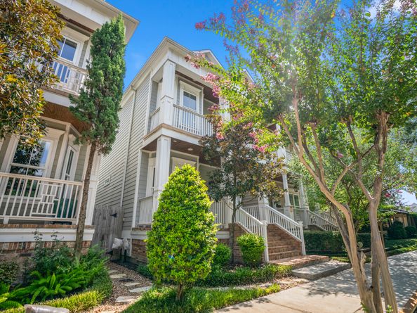 218 E 27th Street A, Houston TX 77008