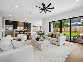 1214 Wakefield Drive, Houston TX 77018