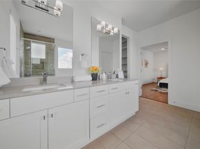 2004 Rosedale Street A, Houston TX 77004