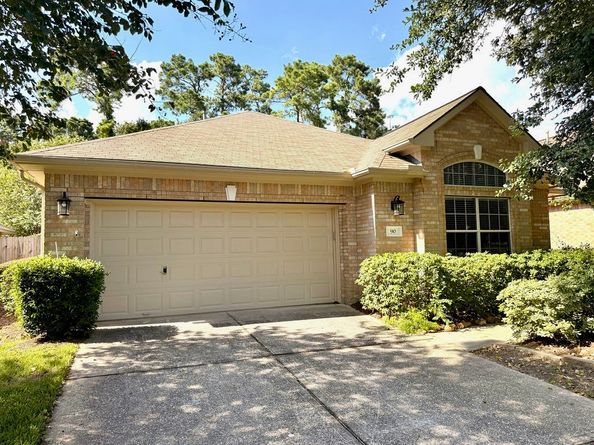 90 N Country Gate, Conroe TX 77384