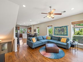 2613 Link Road, Houston TX 77009