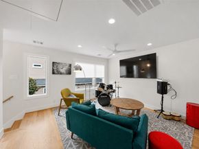 815 W 41st Street, Houston TX 77018