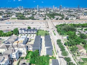 3209 St Emanuel Street B, Houston TX 77004