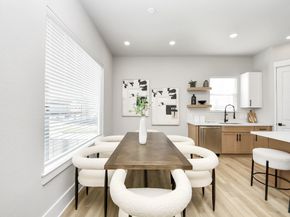 1102 Mansfield Street B, Houston TX 77091