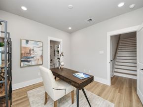 1102 Mansfield Street B, Houston TX 77091
