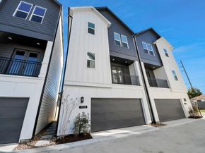 1102 Mansfield Street B, Houston TX 77091