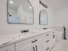 6747 Liverpool Street, Houston TX 77021