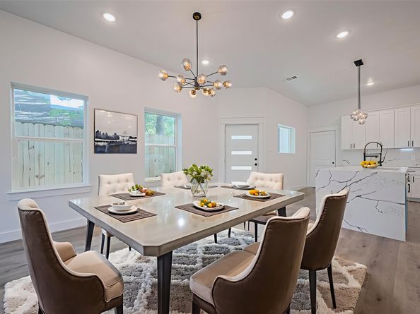 6747 Liverpool Street, Houston TX 77021