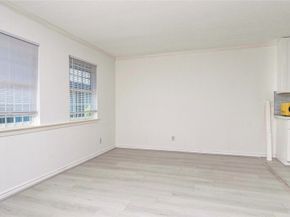 5538 Holly Street 316, Houston TX 77081