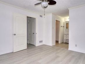 5538 Holly Street 316, Houston TX 77081