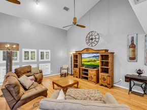 1319 Arthur Street, Houston TX 77019