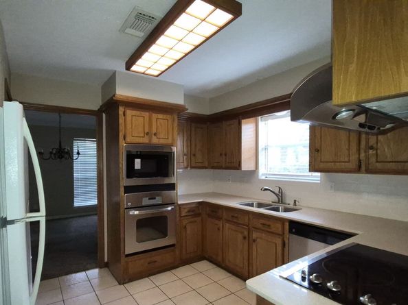 12010 Fawnview Drive, Houston TX 77070