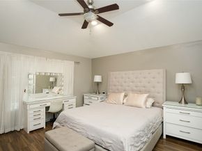 2710 Sockeye Drive, Houston TX 77045