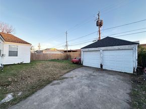 7434 Magnolia Street, Houston TX 77023