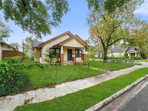 1040 W Cottage Street, Houston TX 77009