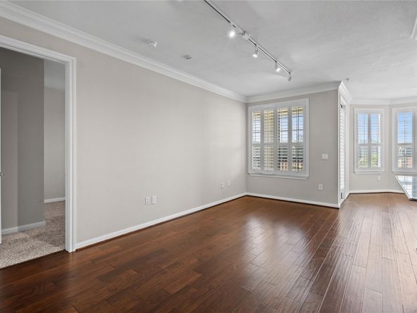 7575 Kirby Drive 2202, Houston TX 77030