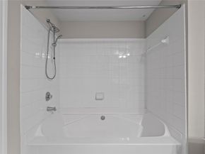 7575 Kirby Drive 2202, Houston TX 77030