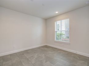 2810 Grand Fountains Drive B, Houston TX 77054