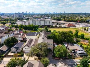 5841 Darling Street C, Houston TX 77007