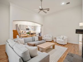 5841 Darling Street C, Houston TX 77007