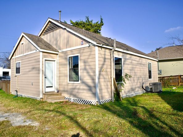 428 Van Molan Street, Houston TX 77022