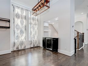 2227 Chenevert Street, Houston TX 77003