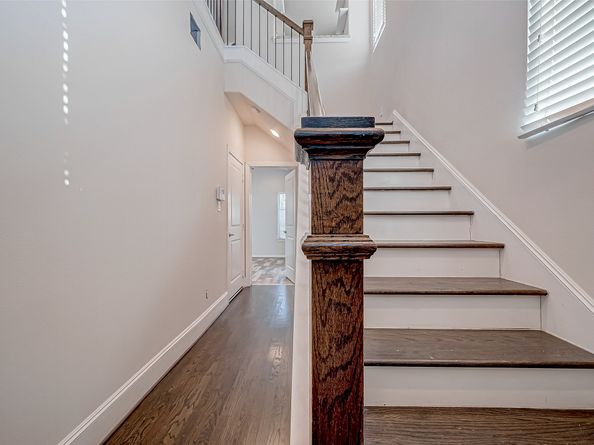 2227 Chenevert Street, Houston TX 77003