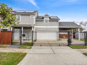 7341 Avenue E, Houston TX 77011