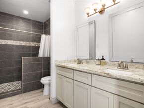 7341 Avenue E, Houston TX 77011