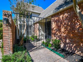 426 E Fair Harbor Lane, Houston TX 77079