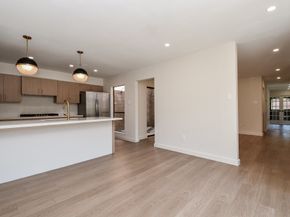 426 E Fair Harbor Lane, Houston TX 77079