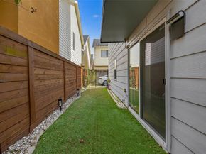 4418 Koehler Street C, Houston TX 77007