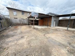 1819 Carr Street, Houston TX 77026