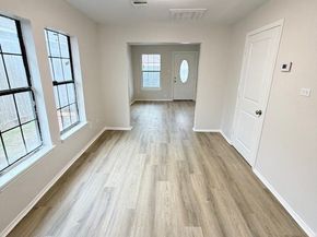 1819 Carr Street, Houston TX 77026