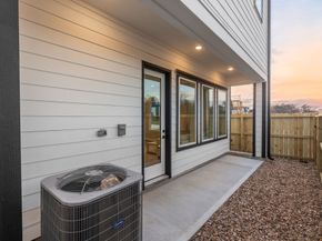 5923 Wheatley Street, Houston TX 77091