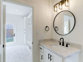 1601 Bonnie Brae Street, Houston TX 77006