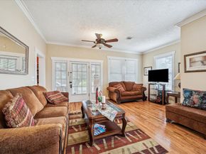 313 Byrne Street, Houston TX 77009