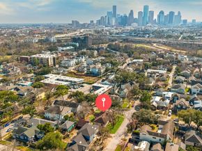 313 Byrne Street, Houston TX 77009
